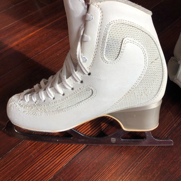 Edea ice fly figure skates size 235 - Picture 4 of 13